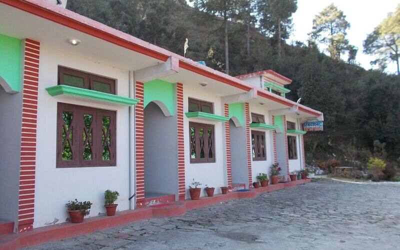 Him Darshan Lodge and Restaurant, Almora 1
